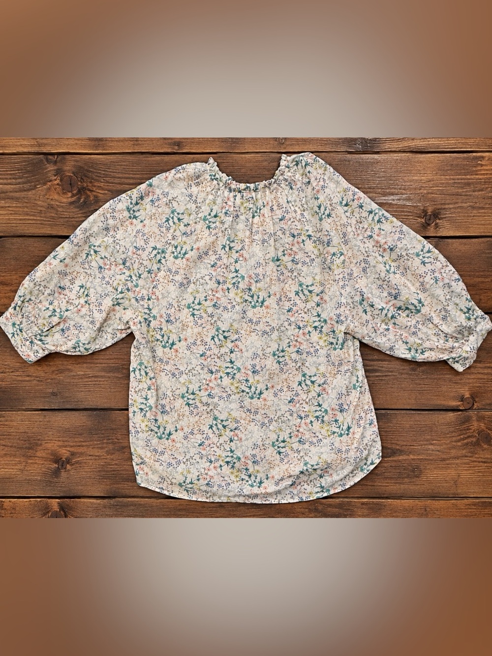 a.n.a Women’s Large Floral Blouse Metallic Thread Button Front Boho - Picture 3 of 10
